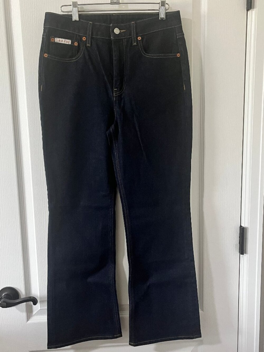 NWOT! Calvin Klein Women's High Rise Wide Legged Dark Wash Jeans Size 28 Short